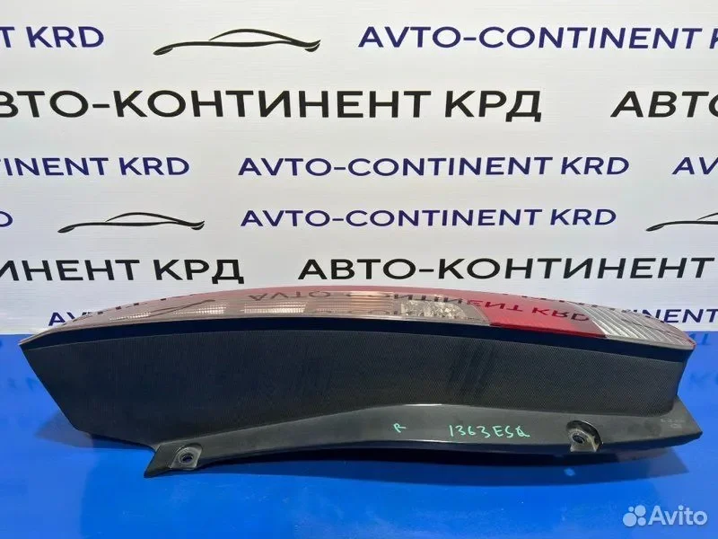Стоп правый Toyota Esquire ZRR80 3ZR - миниатюра 3