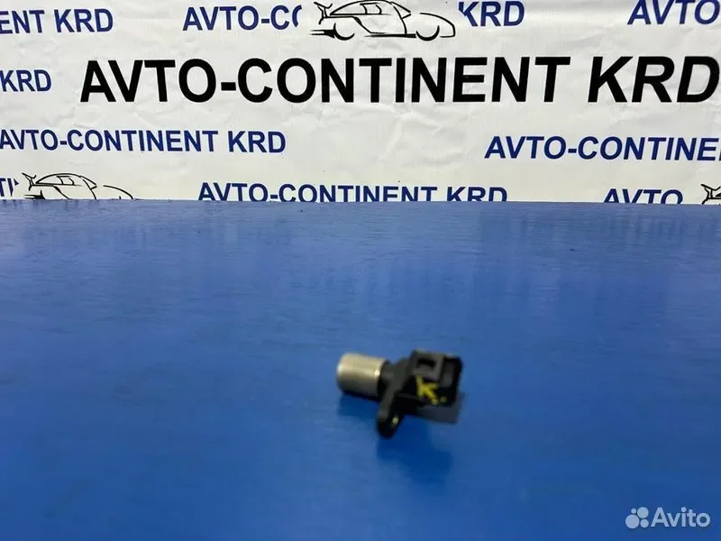 Датчик положения коленвала Toyota Alphard ANH10 - изображение 1