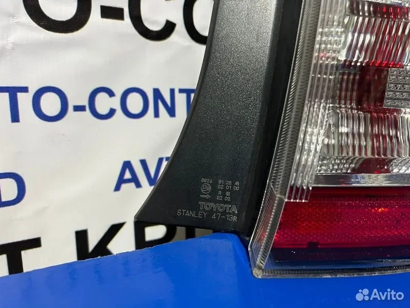 Стоп задний правый Toyota Prius NHW20 1NZ - миниатюра 4