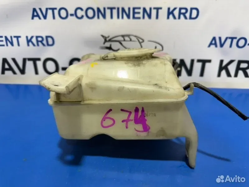 Бачок стеклоомывателя Mitsubishi Airtrek CU2W 4G63 - миниатюра 4