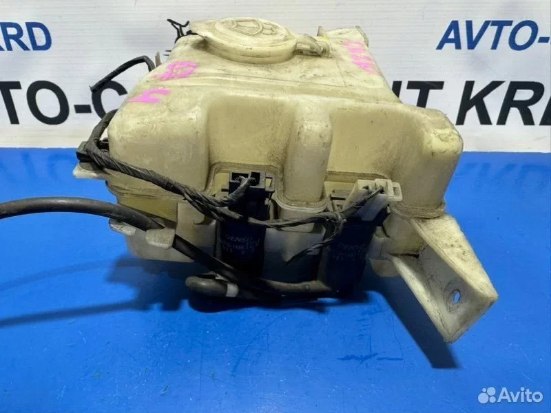 Бачок стеклоомывателя Mitsubishi Airtrek CU2W 4G63 - миниатюра 5
