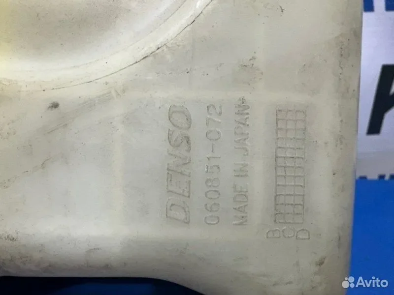 Бачок стеклоомывателя Mitsubishi Airtrek CU2W 4G63 - миниатюра 7