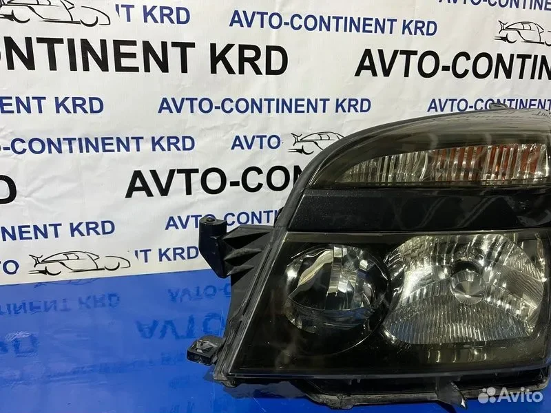 Фара левая Toyota Voxy AZR60 1AZ - миниатюра 3