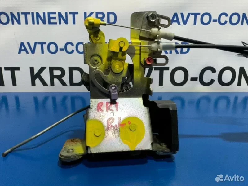 Замок двери задний левый Honda Elysion RR1 K24A - изображение 1