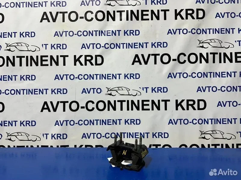 Подушка АКПП Toyota Mark X GRX121 3GR - изображение 1