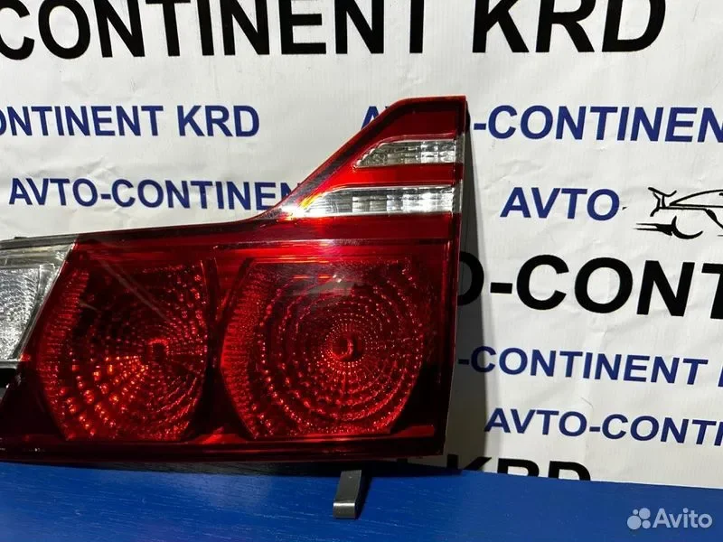 Стоп правый Toyota Alphard ANH10 2AZ - миниатюра 2