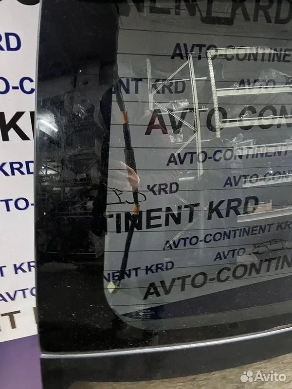 Дверь багажника Toyota Voxy AZR60 1AZ - миниатюра 6