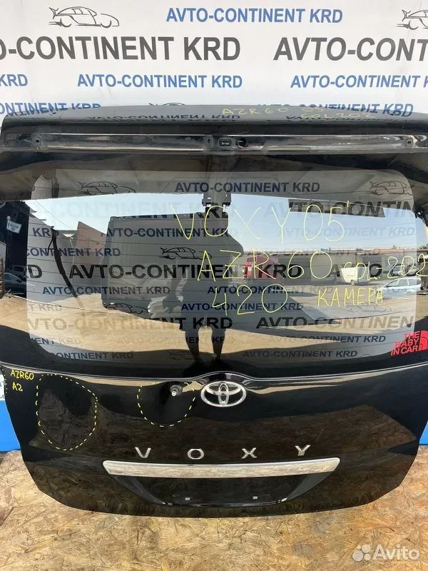 Дверь 5-я Toyota Voxy AZR60 1AZ - миниатюра 2
