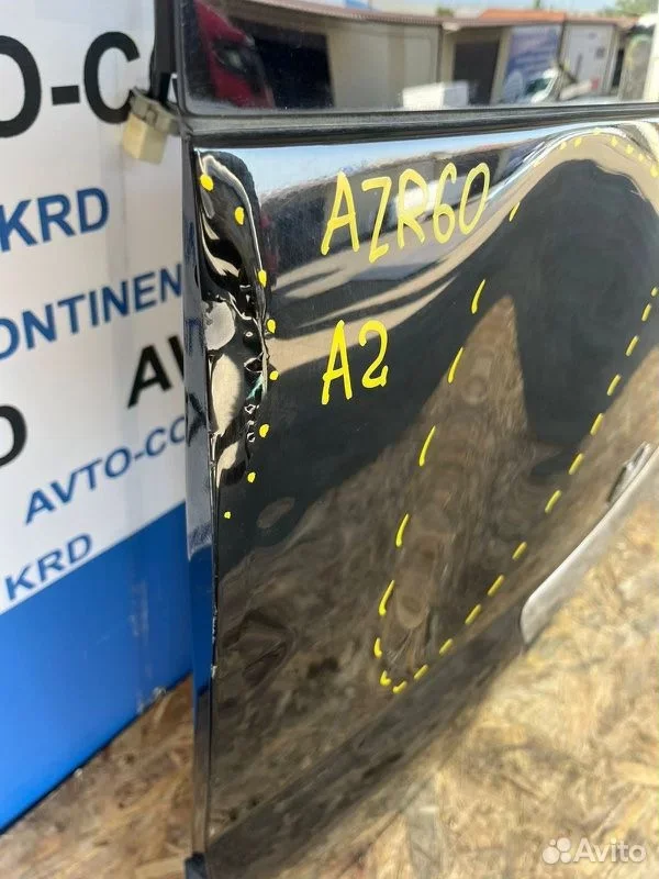 Дверь 5-я Toyota Voxy AZR60 1AZ - миниатюра 4
