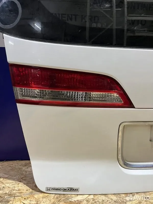 Дверь багажника Honda Elysion RR3 J30A - миниатюра 7