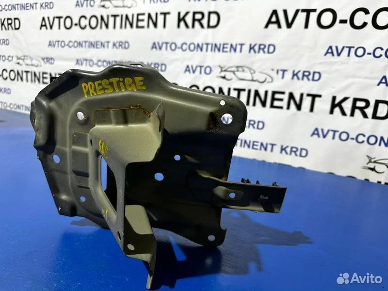 Подставка под аккумулятор Honda Elysion RR5 J35A - миниатюра 2