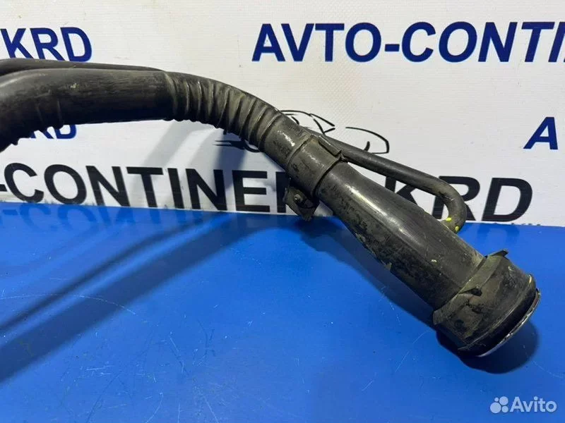 Горловина топливного бака Toyota Ipsum ACM21 2AZ - миниатюра 4