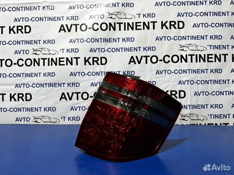 Стоп правый Toyota Alphard ANH10 2AZ - изображение 1