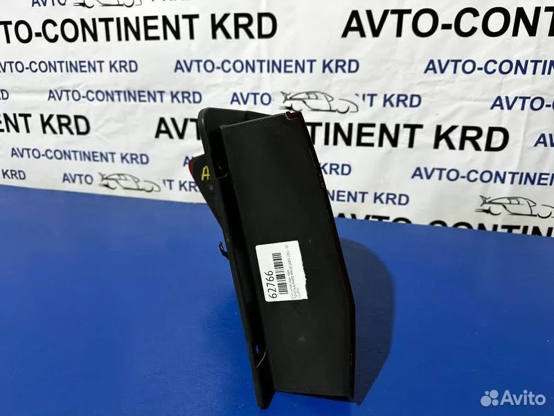 Стоп правый Toyota Alphard ANH10 2AZ - миниатюра 6