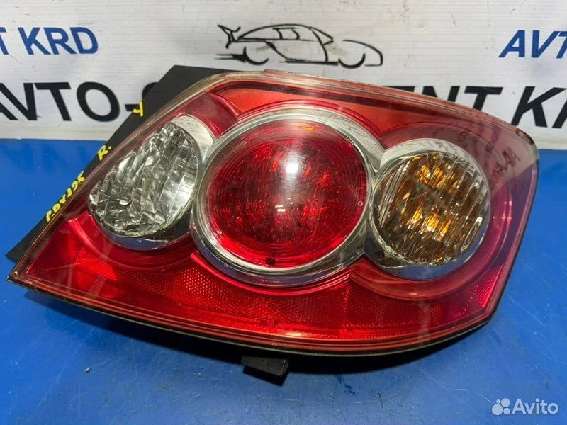 Стоп правый Toyota Mark X GRX120 4GR - миниатюра 2