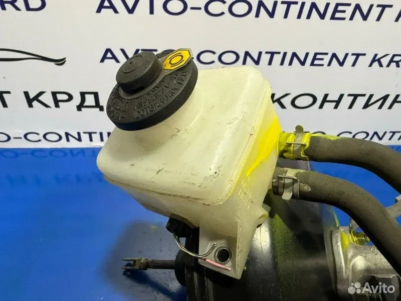 Главный тормозной цилиндр Toyota Ipsum ACM26 2AZ - миниатюра 3