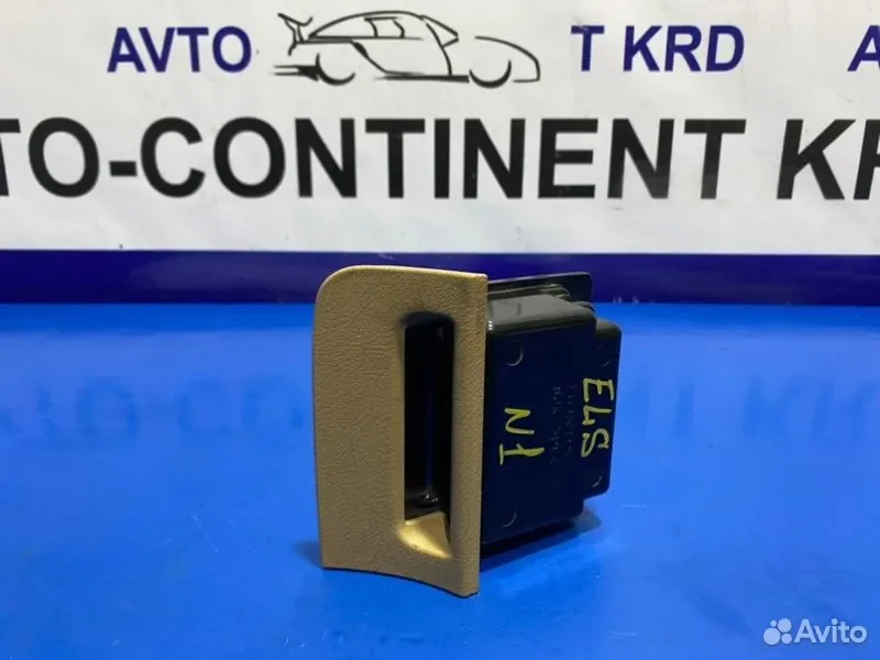 Пепельница Honda Elysion RR1 K24A - миниатюра 2