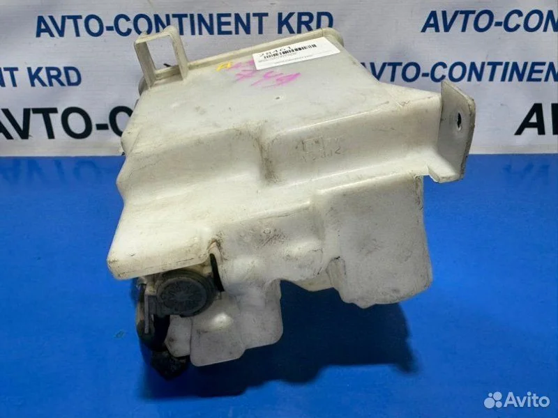 Бачок стеклоомывателя Nissan Cefiro A33 VQ20 - миниатюра 5