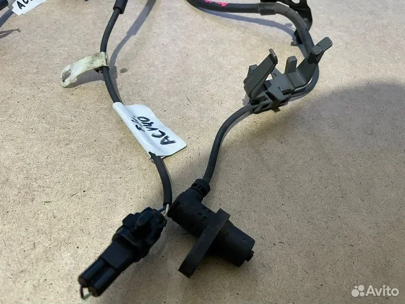 Датчик abs передний Toyota Camry ACV40 2AZ - миниатюра 3