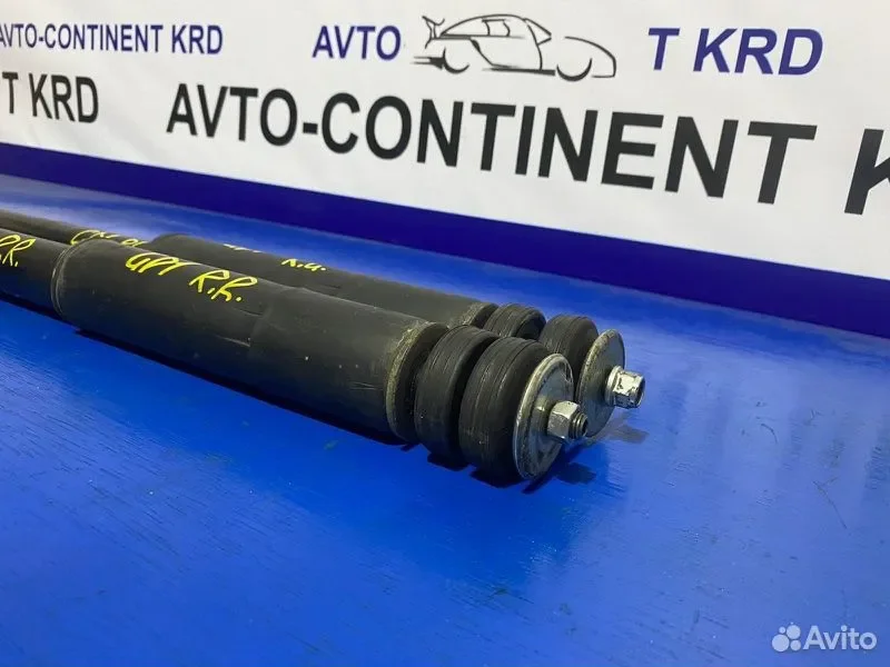 Амортизатор задний Honda Fit GD1 L13A - миниатюра 3