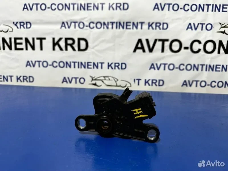 Датчик селектора АКПП Toyota Passo KGC30 1KR - миниатюра 4