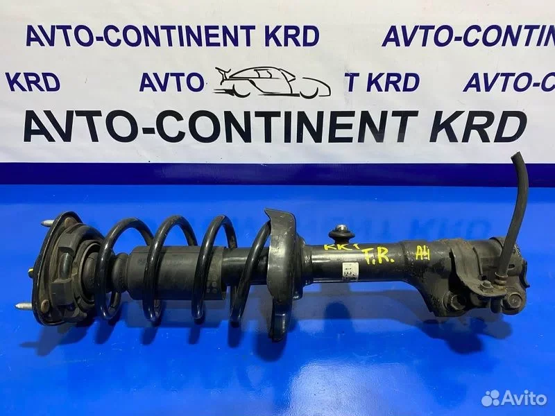 Стойка передняя правая Honda Stepwgn RK1 R20A - изображение 1