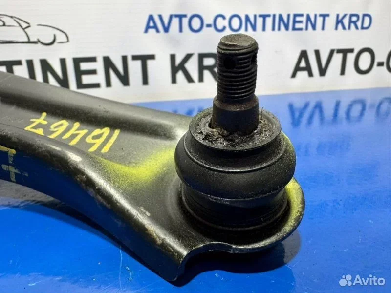Рычаг передний правый Suzuki Alto HA36V R06A - изображение 1