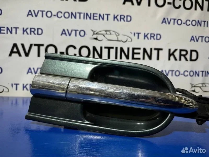 Ручка двери передняя левая Honda Elysion RR4 J30A - изображение 1