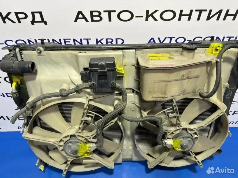 Радиатор основной Toyota Alphard ANH10 2AZ - миниатюра 8
