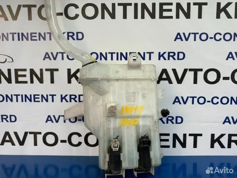 Бачок стеклоомывателя Toyota Alphard ANH10 2AZ - изображение 1
