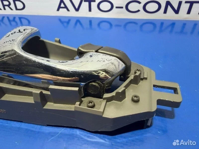 Ручка двери передняя правая Honda Elysion RR1 K24A - изображение 1