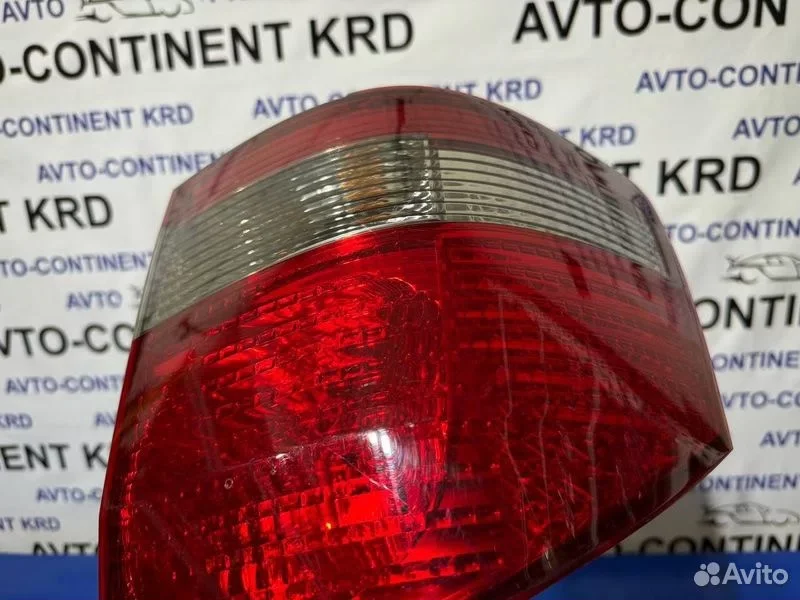 Стоп правый Toyota Alphard ANH10 2AZ - миниатюра 3