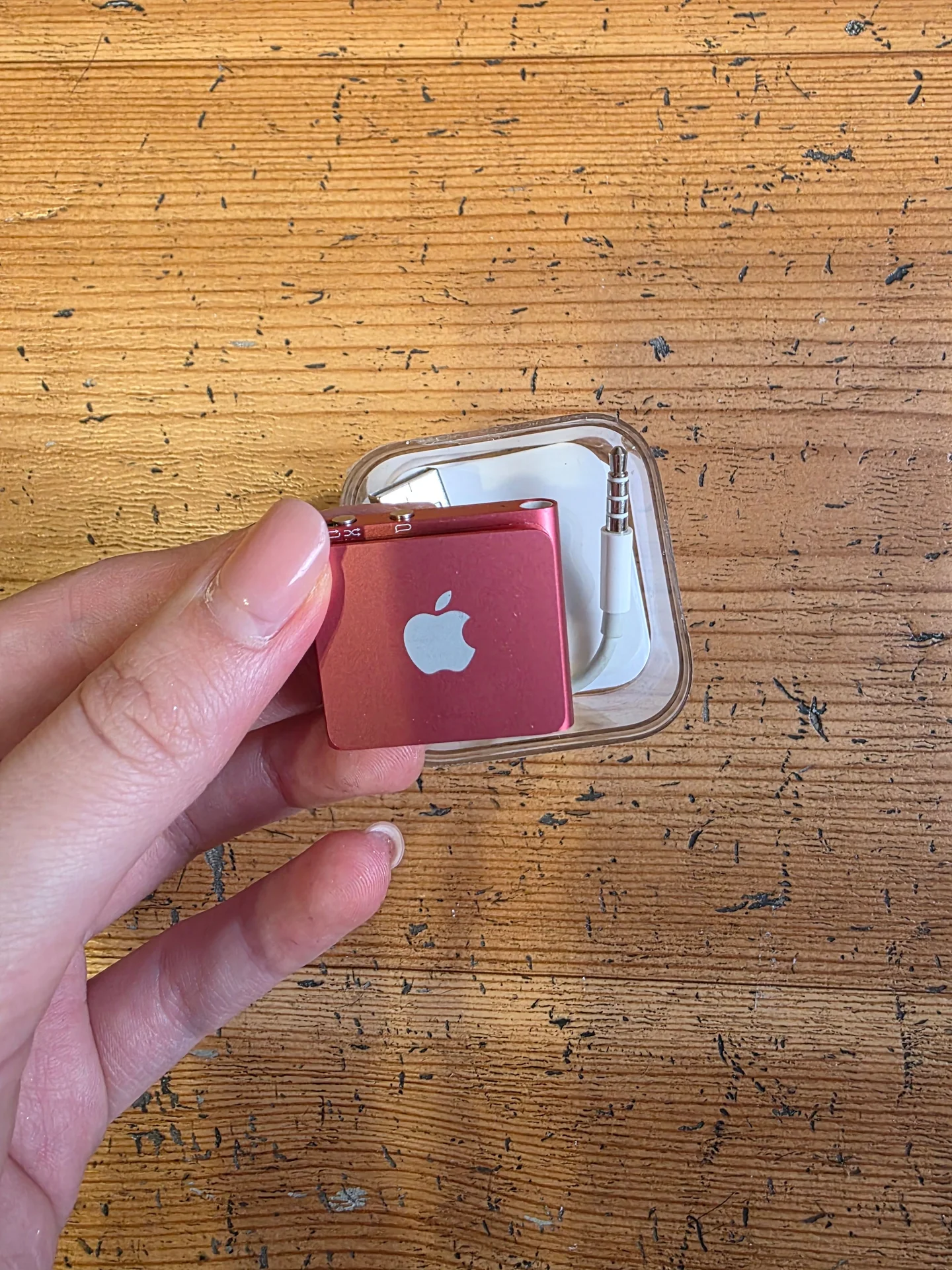 iPod shuffle 4 розовый - миниатюра 5
