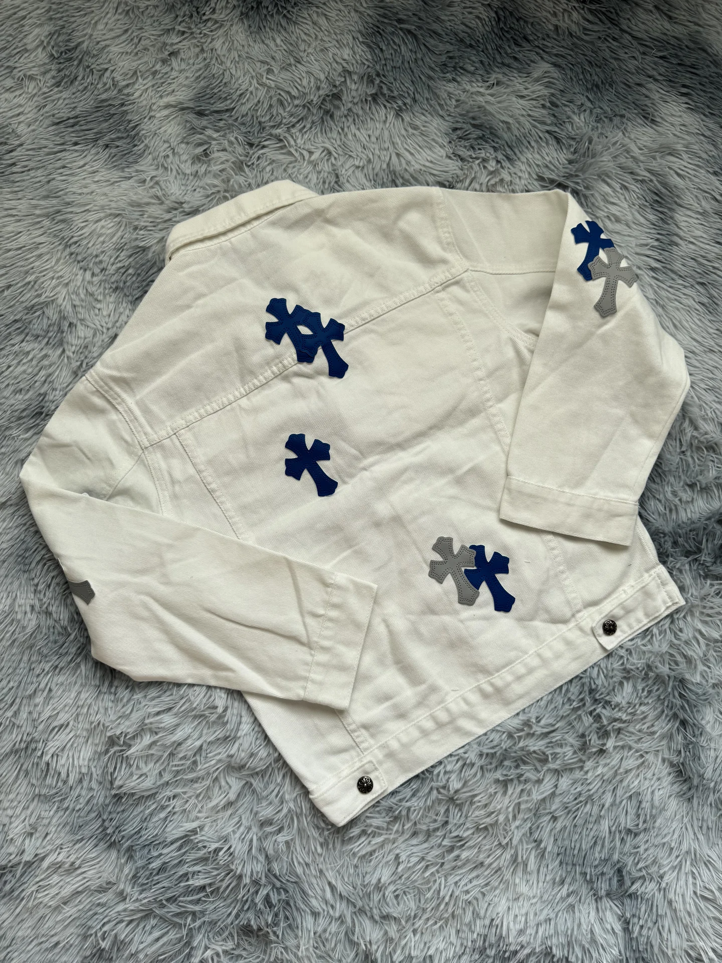 Джинсовая куртка с крестами Chrome Hearts - миниатюра 8