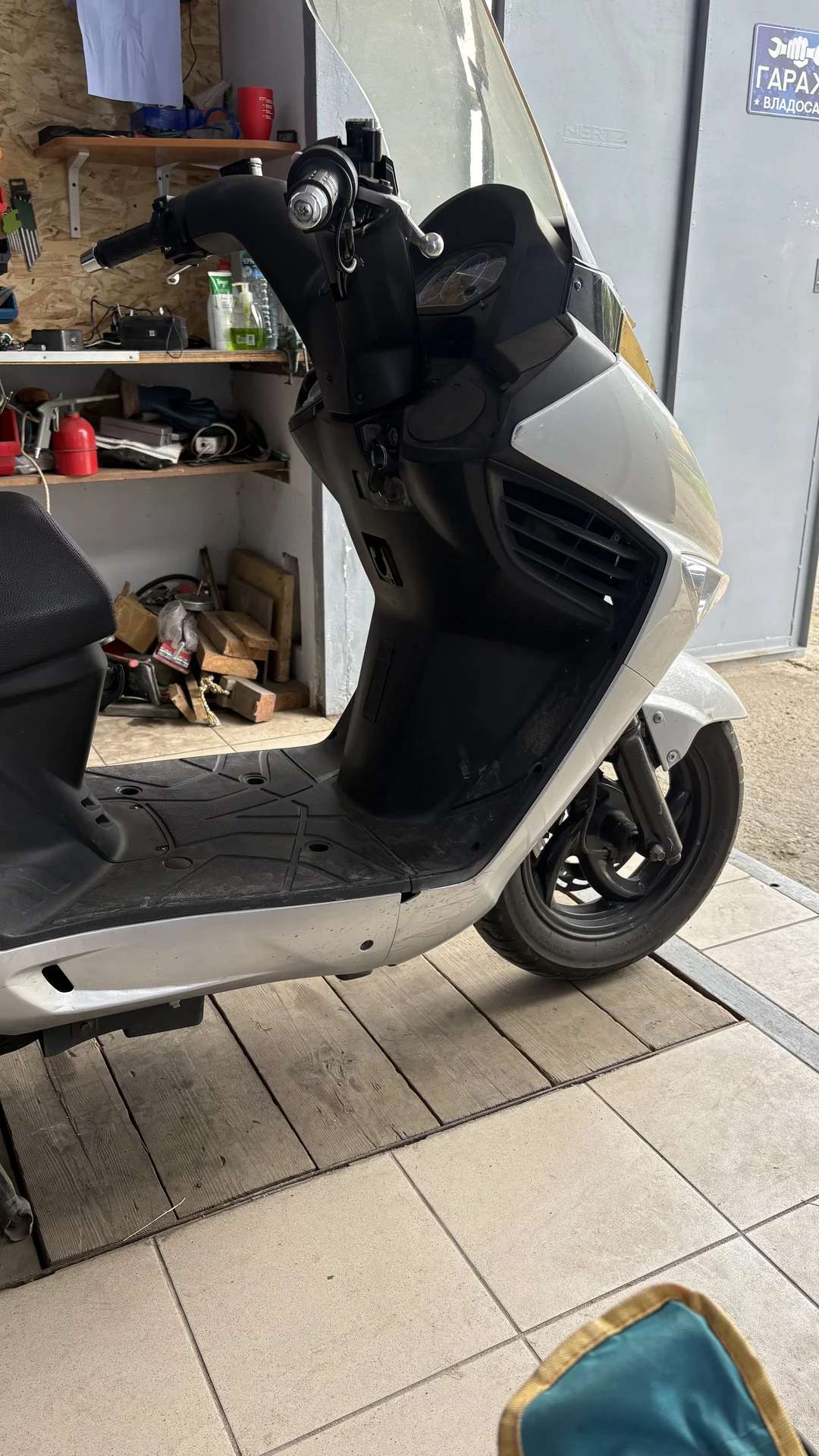 Скутер Sym joyRide200ievo - миниатюра 7