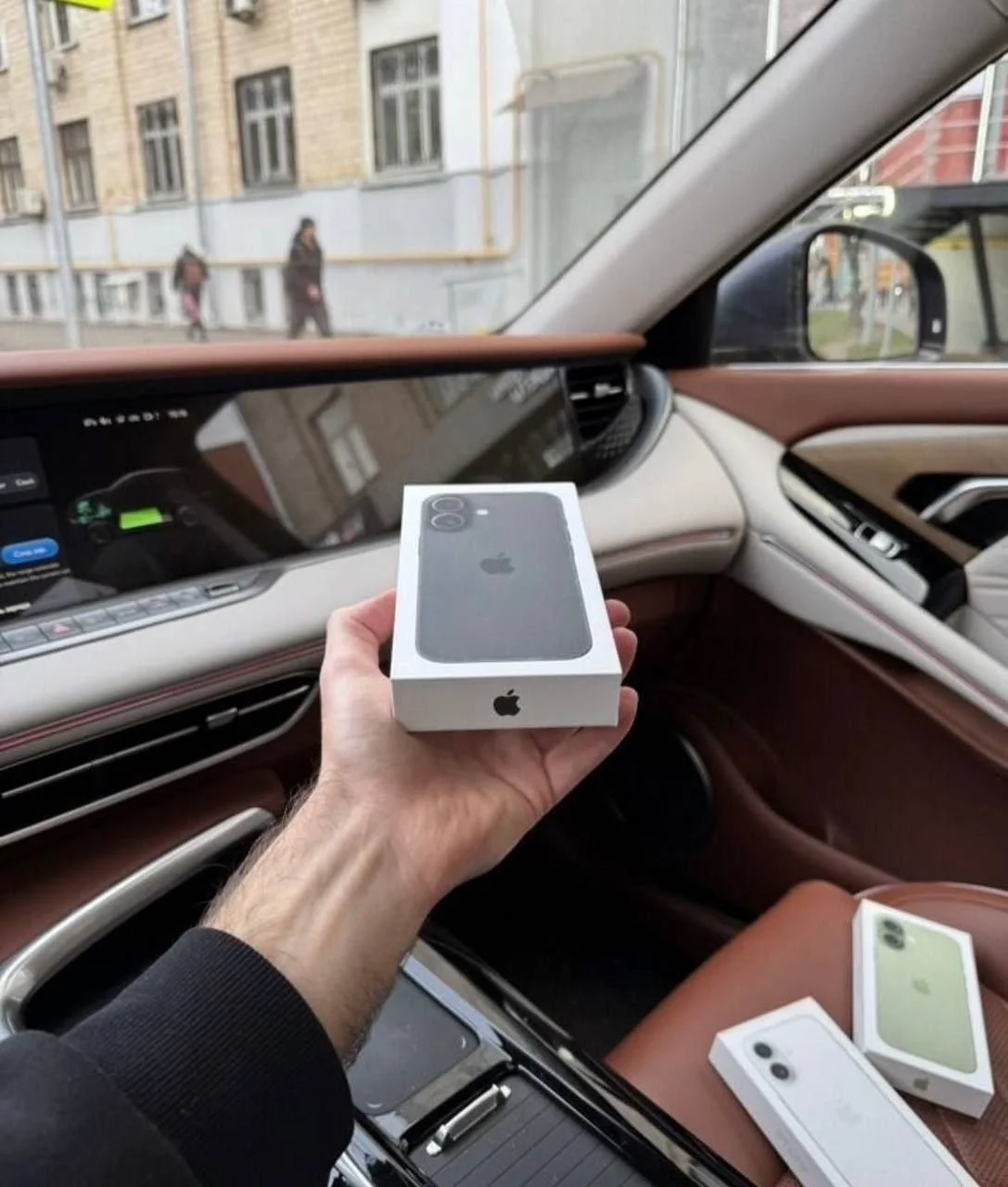iPhone 17 256 - миниатюра 2
