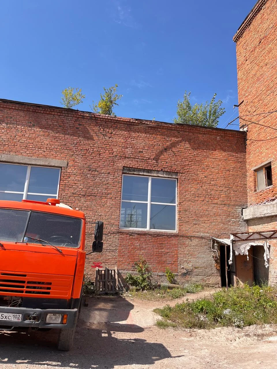 ПРОИЗВОДСТВЕННО-СКЛАДСКАЯ ПЛОЩАДКА с оборудованием - миниатюра 14