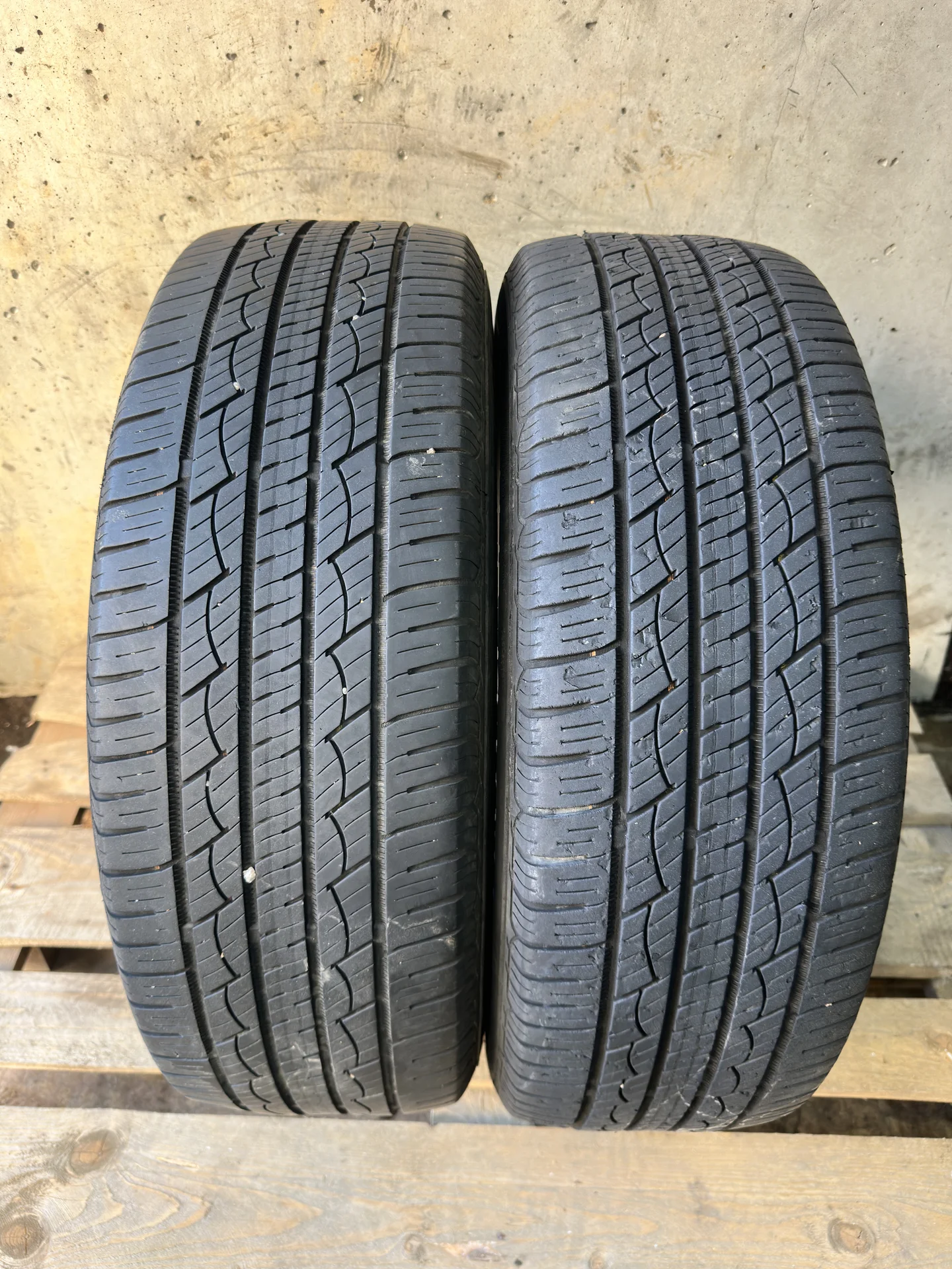 Шины Continental Control Contact 225/65r17 - изображение 1