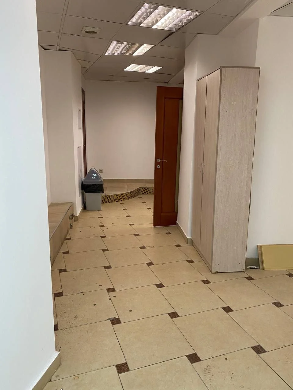 Сдам коммерческое помещение - миниатюра 2