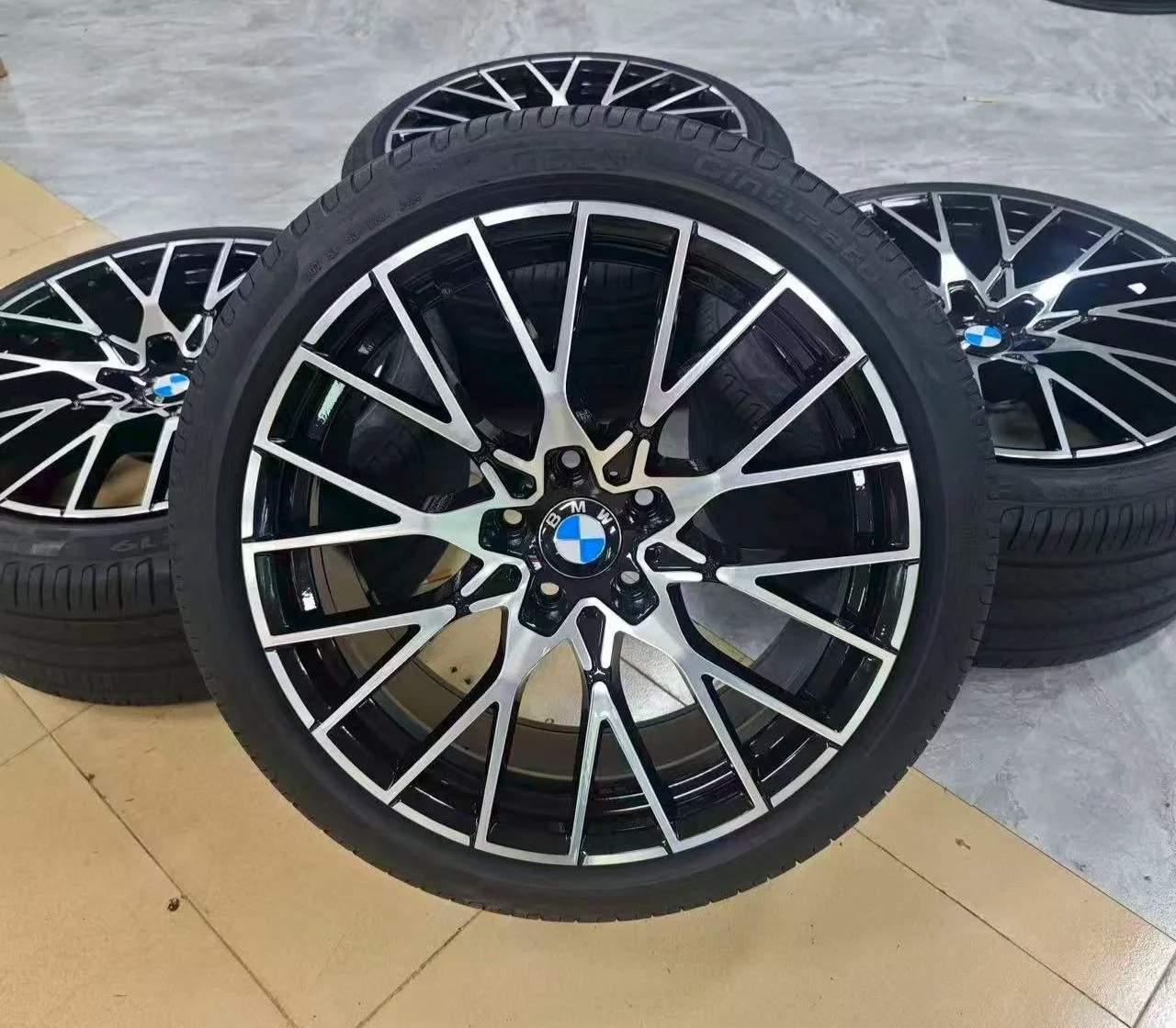 Комплект колес (диски с шинами) R19 BMW 788 стиль - миниатюра 3