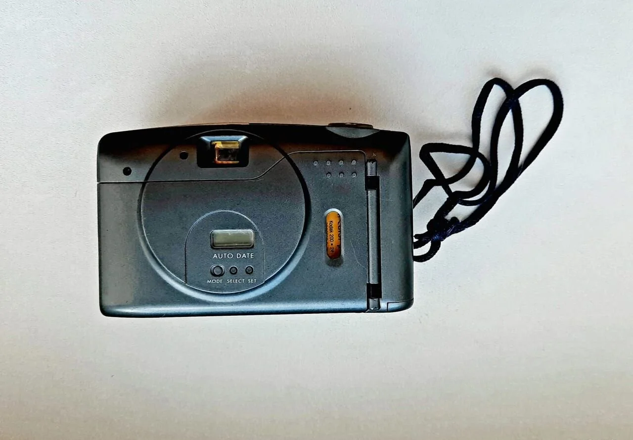 Фотоаппарат Fujifilm Discоvery S600 Zoоm - миниатюра 2