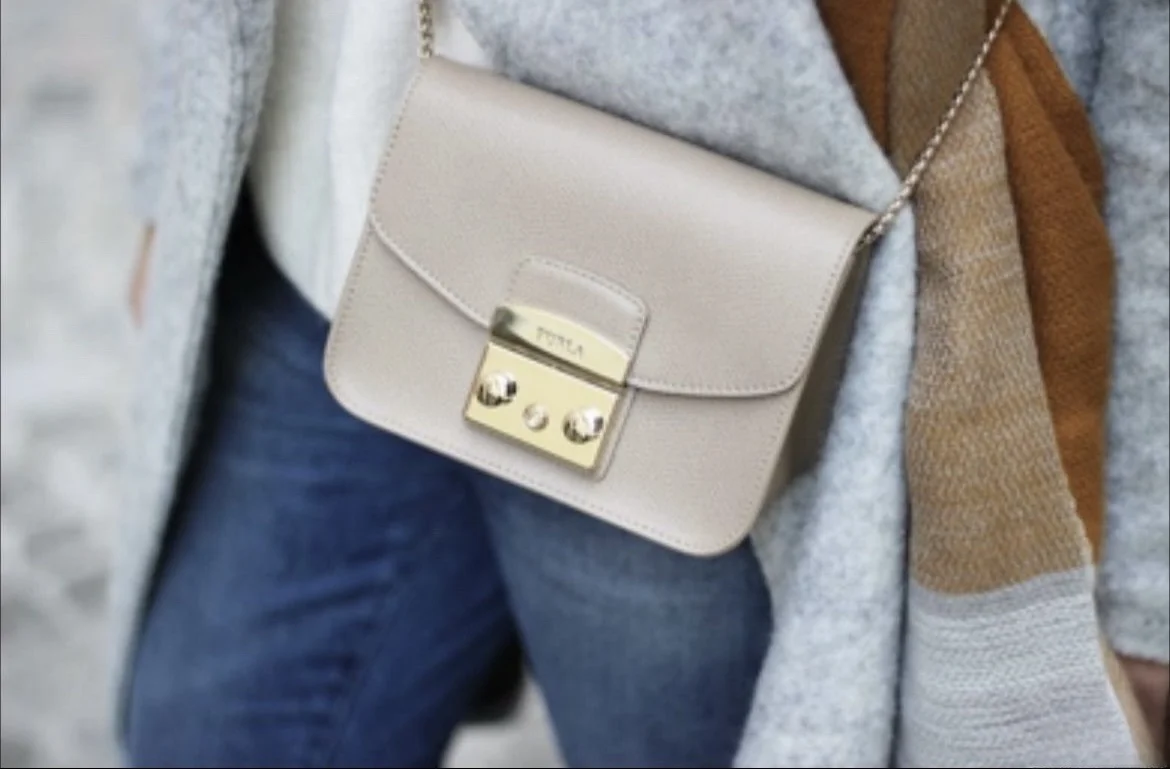 Сумка Furla Metropolis бежевая - миниатюра 2