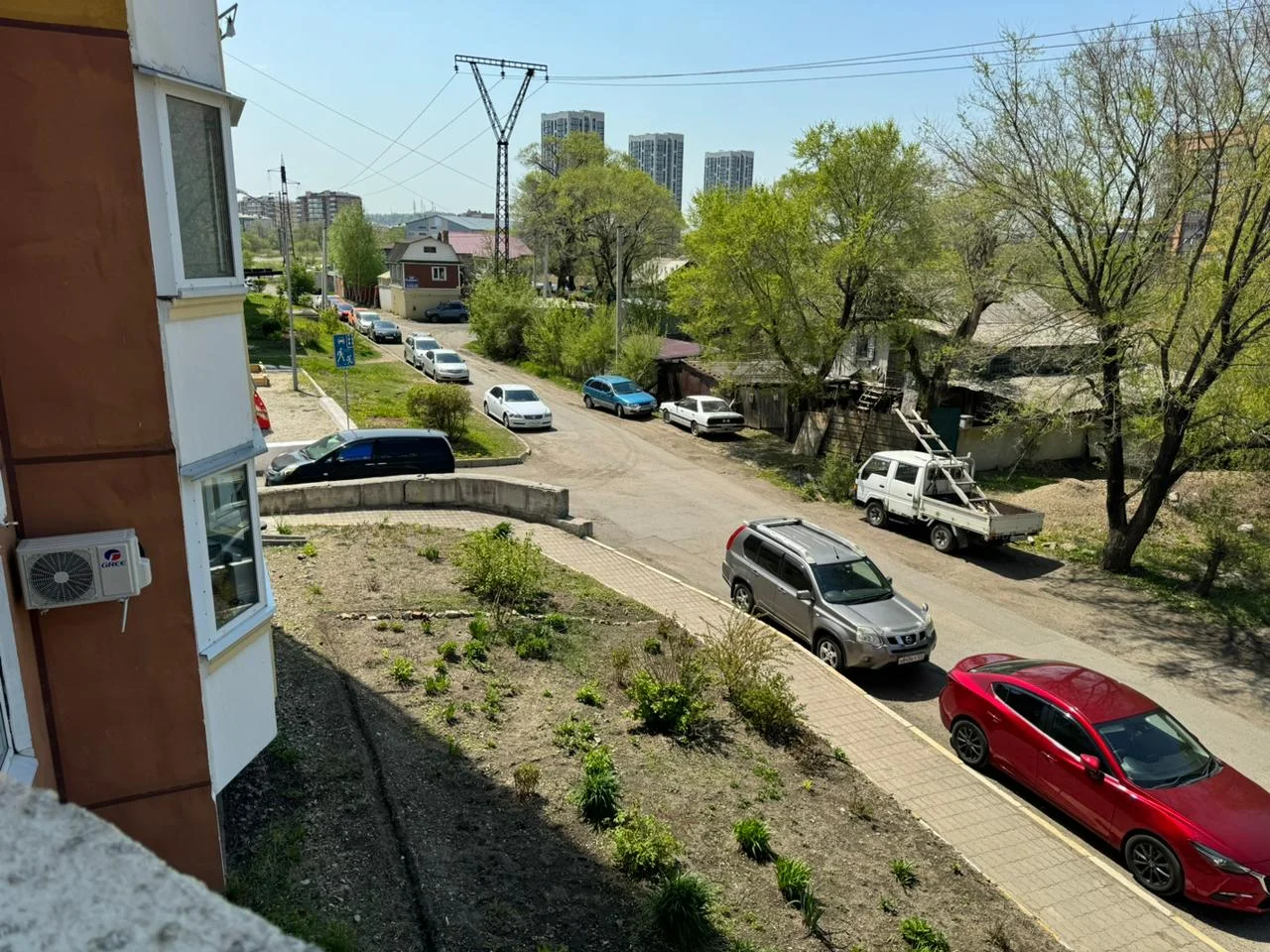 Современная квартира посуточно - миниатюра 15