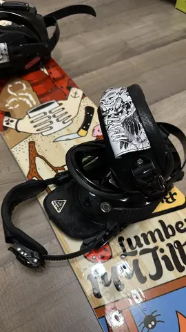 Сноуборд black fire lumber jill с креплениями