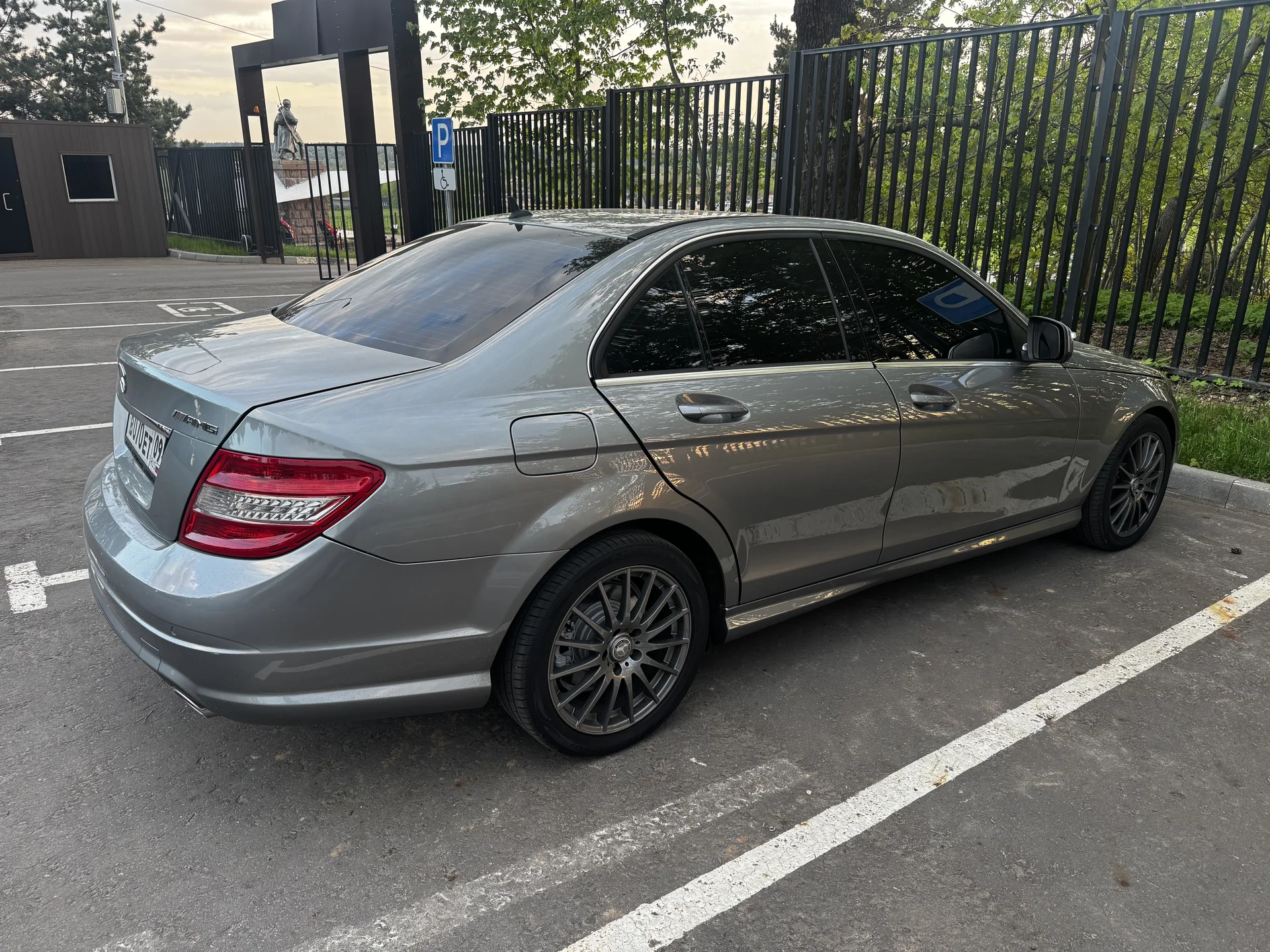 Автомобиль - миниатюра 6