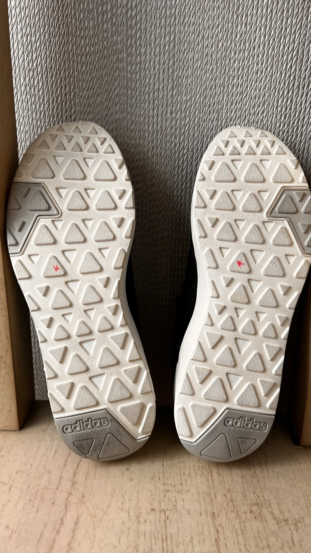 Adidas - миниатюра 3