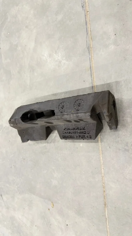 Крышка Топливной рампы Changan UNI-K (Оригинал)\nCHANGAN unik, changan uni k, Чанган ЮНИ К, Чанган УНИ К..... - миниатюра 4