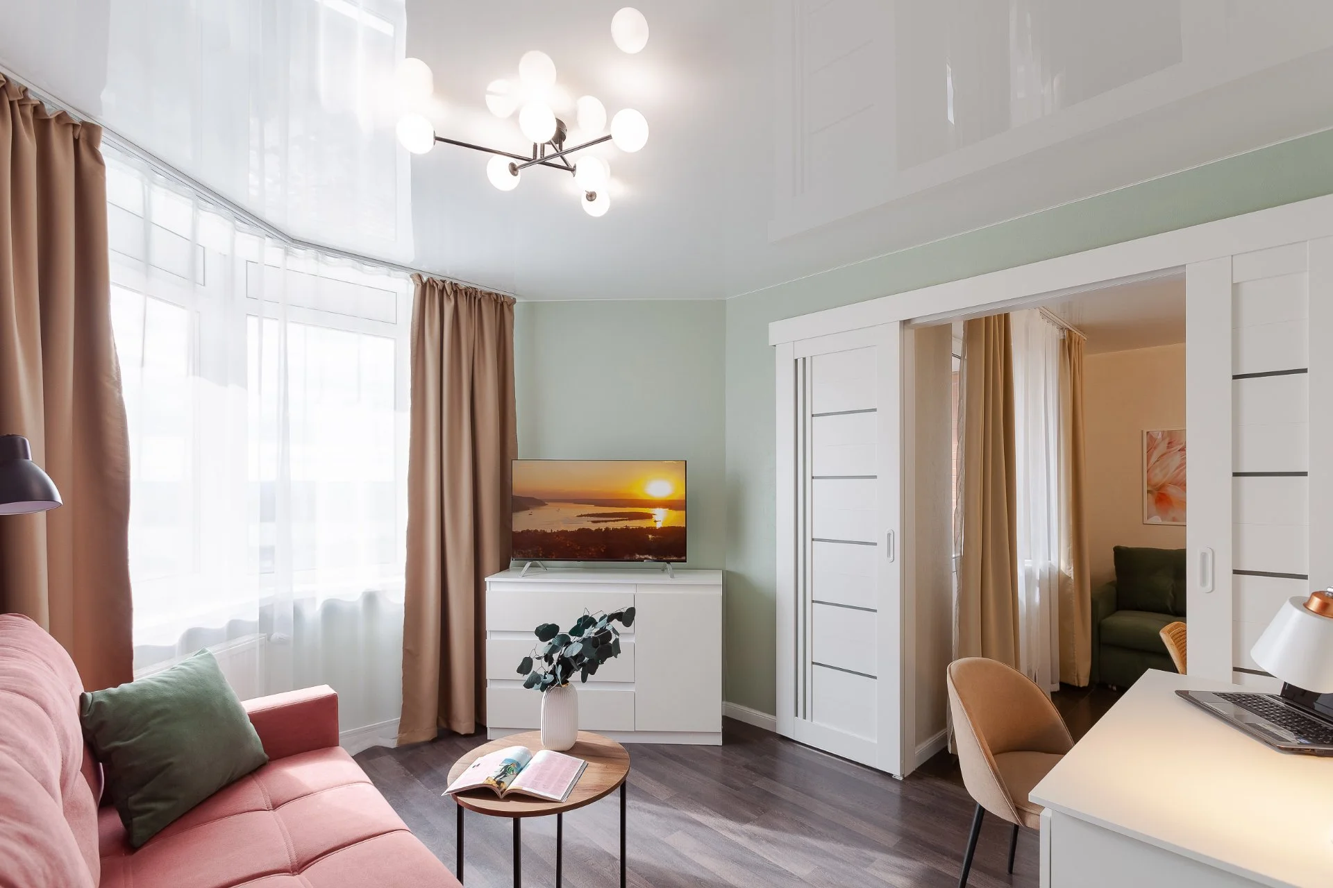 Квартира «StarHouse» Город Солнца-2 - миниатюра 10