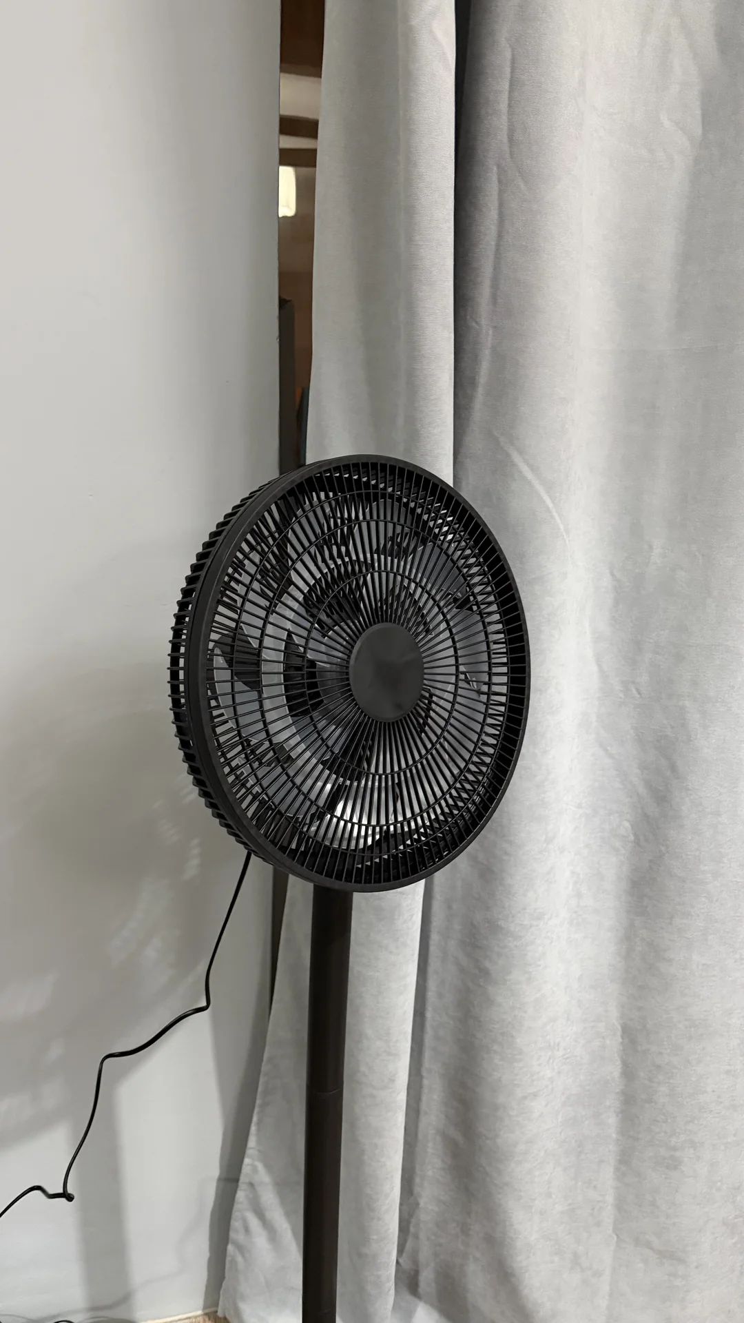 Вентилятор floor fan - изображение 1
