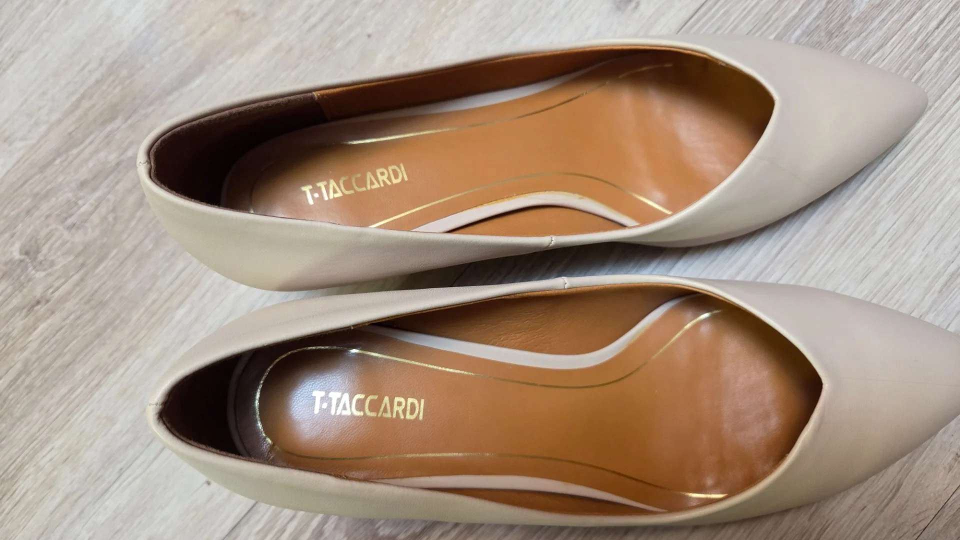 Новые туфли Taccardi р.39 - миниатюра 2